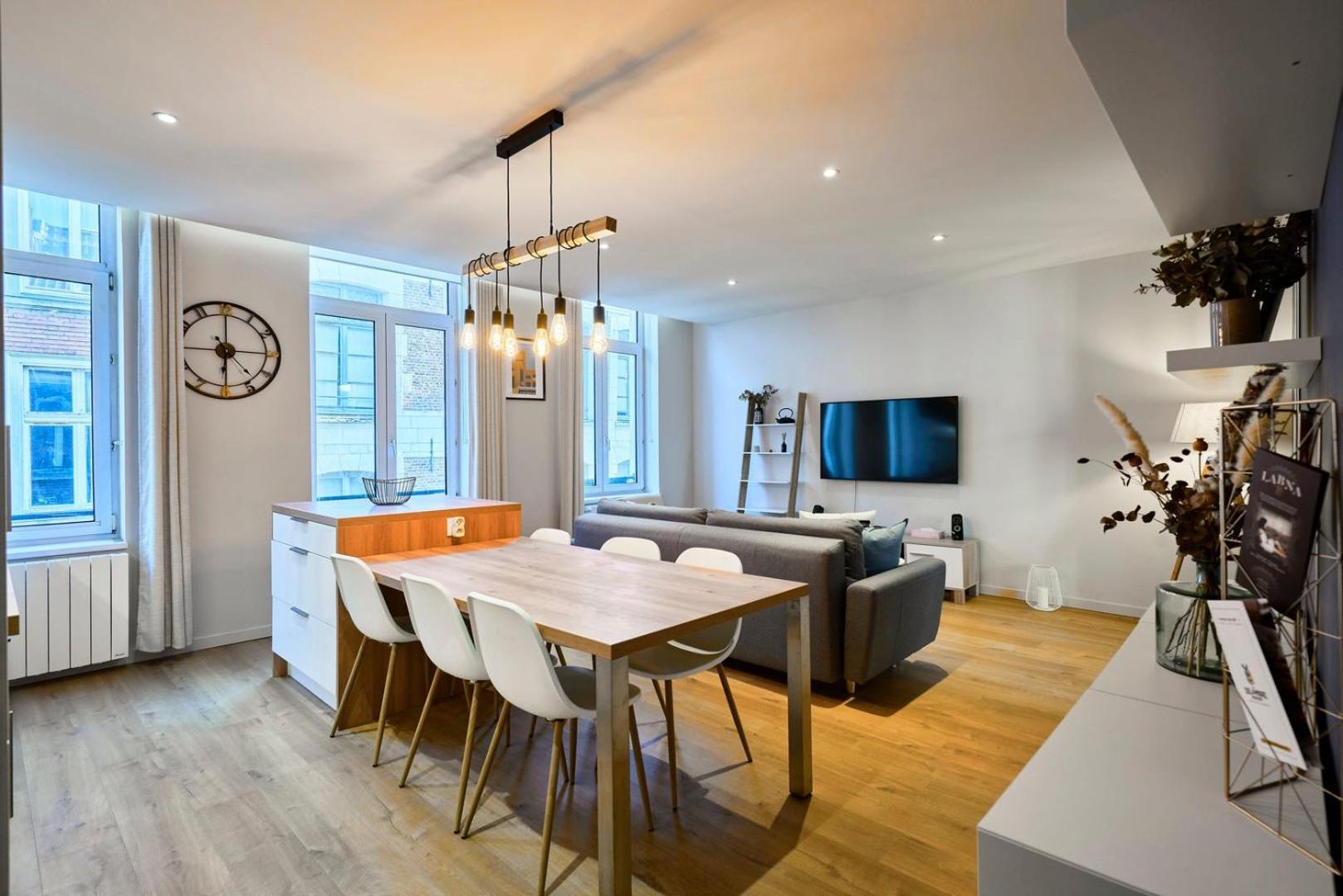 Apartment With Parking In The Heart Of Old Rijsel Buitenkant foto
